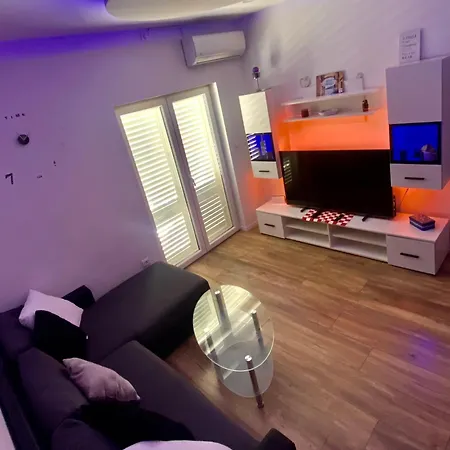 Apartment Beautiful Luka *